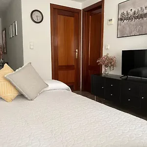 Ciudad Jardin Con Parking Appartement