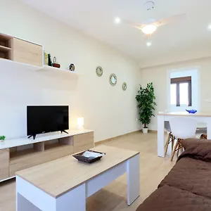 19 Calle Buen Pastor Apartment